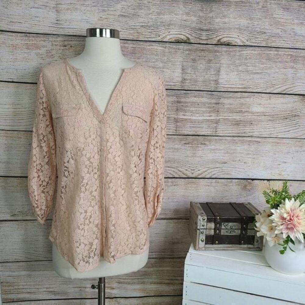 New York & Company Lace Button Down Blouse Small‎